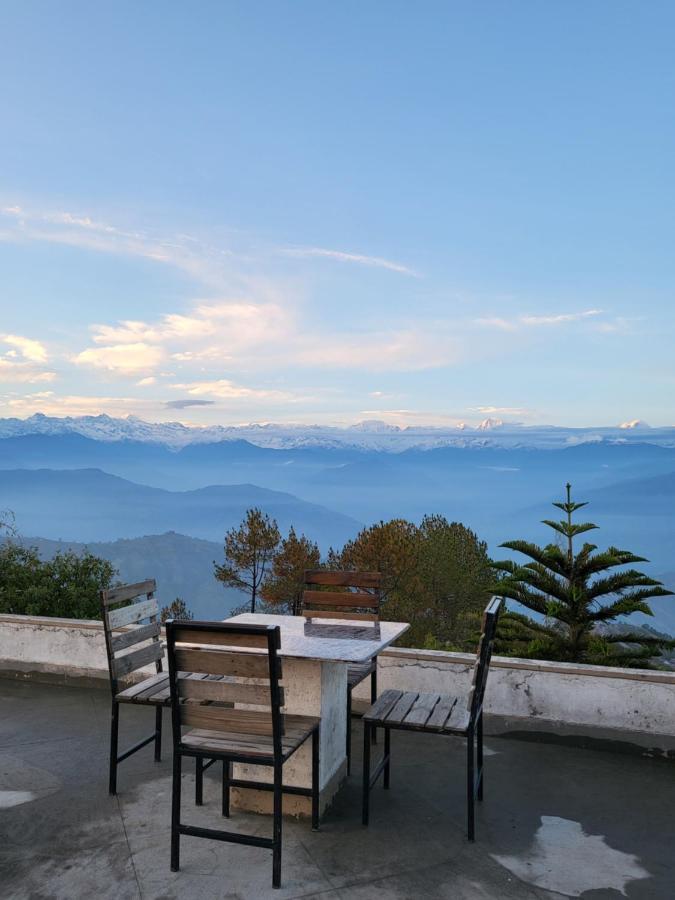 Naldum Village Resort By The Edge Nagarkot Exteriör bild